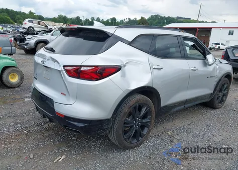2020 Chevrolet Blazer Fwd Rs z USA, uszkodzony, nr VIN 3GNKBERS5LS665291